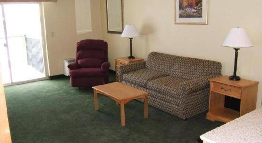 Holiday Inn Express Munising-Lakeview Hotel By Ihg Екстер'єр фото
