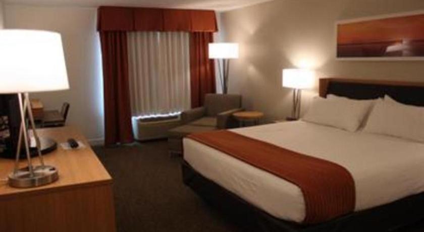 Holiday Inn Express Munising-Lakeview Hotel By Ihg Екстер'єр фото