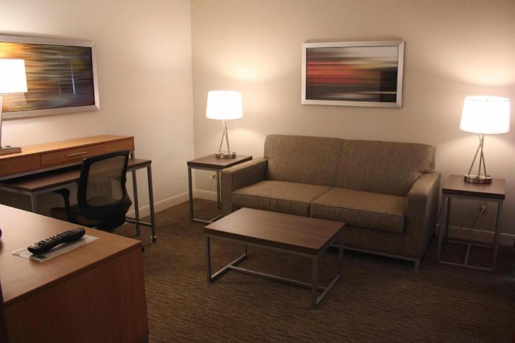 Holiday Inn Express Munising-Lakeview Hotel By Ihg Екстер'єр фото